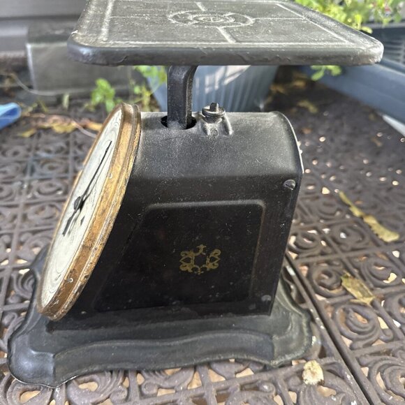 Vintage Antique Columbia Family Scale 24 Pounds By Ozs. by Landers Frary & Clark - Picture 4 of 7
